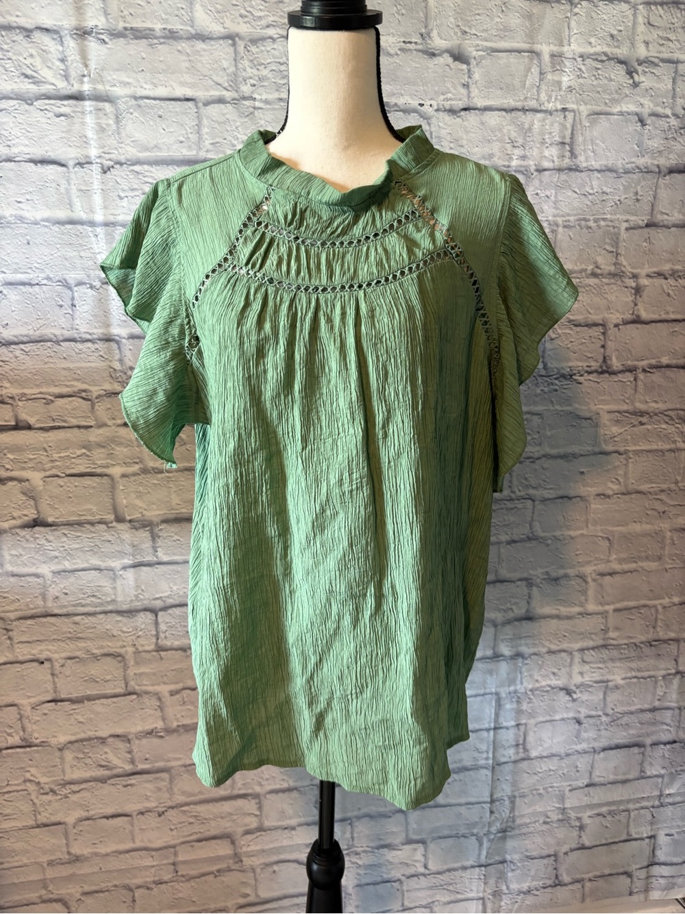 SHEIN Light Green Flutter Sleeve Crochet Yoke Top